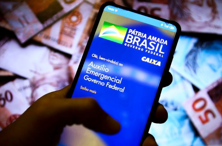 Auxílio emergencial: trabalhadores nascidos em abril podem sacar última parcela de até R$ 375