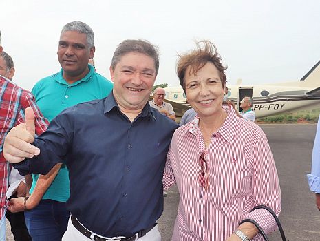 Coxim recebe ministra Tereza Cristina e Edilson Magro destaca a importância de fortalecer o agronegócio e a agricultura familiar
