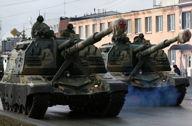 Exército russo confirma início de bombardeios na Ucrânia