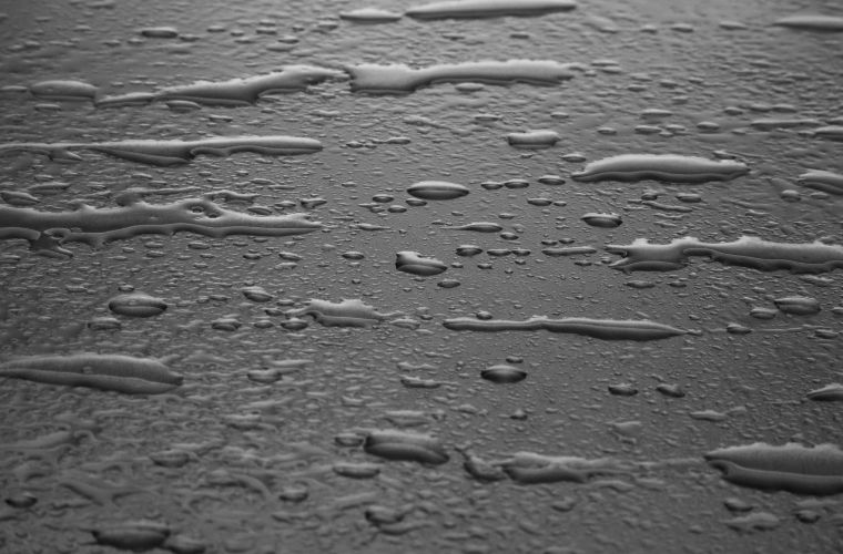 Quarta-feira começa com chuva intensa e anuncia chegada de frente fria em MS