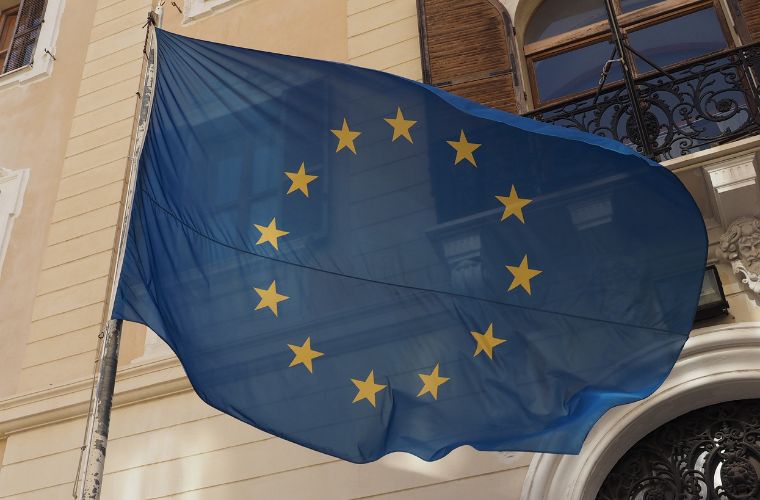 UE condena desprezo da Rússia pela vida de civis