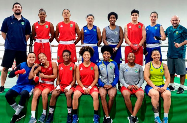 Após prata olímpica, Brasil estreia quarta em Mundial de Boxe Feminino