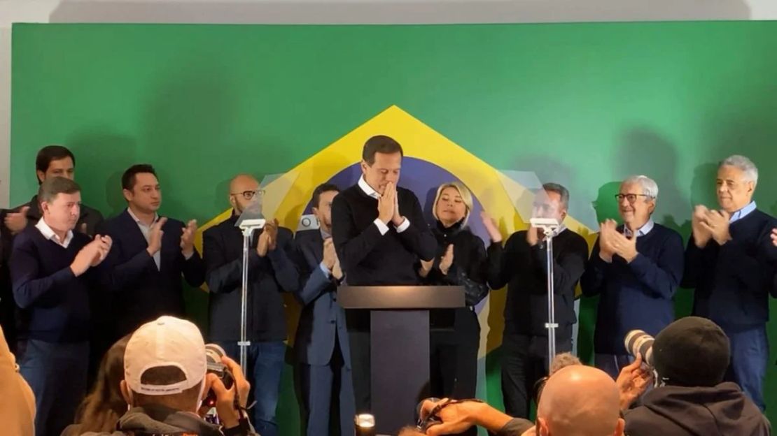 Doria anuncia desistência da pré-candidatura à Presidência