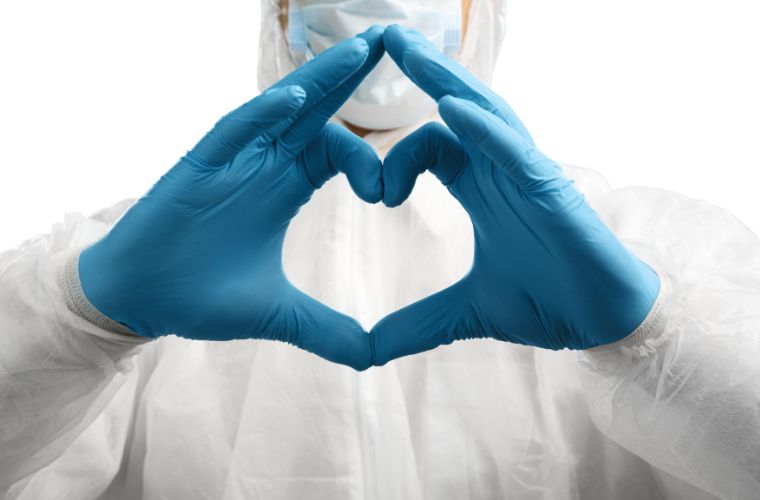 Senado aprova PEC que dá sinal verde a piso nacional da enfermagem