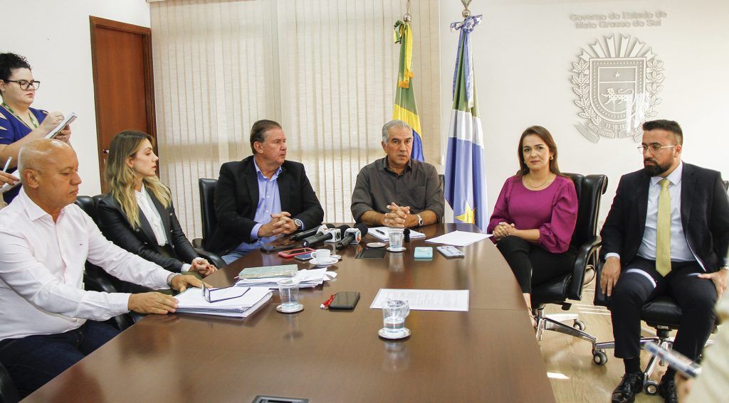 Governo arca com passe da Rede Estadual de Ensino, mas quer tarifa congelada