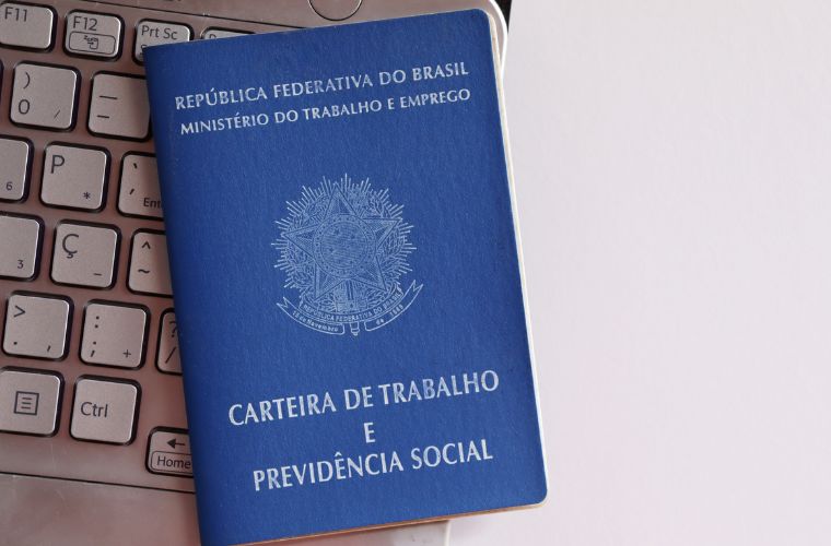 Funtrab oferece 2,7 mil vagas de emprego em MS nesta segunda-feira