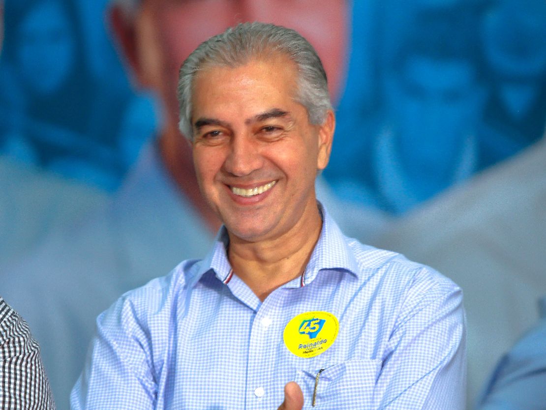 Reinaldo Azambuja atinge 70% de avaliação positiva
