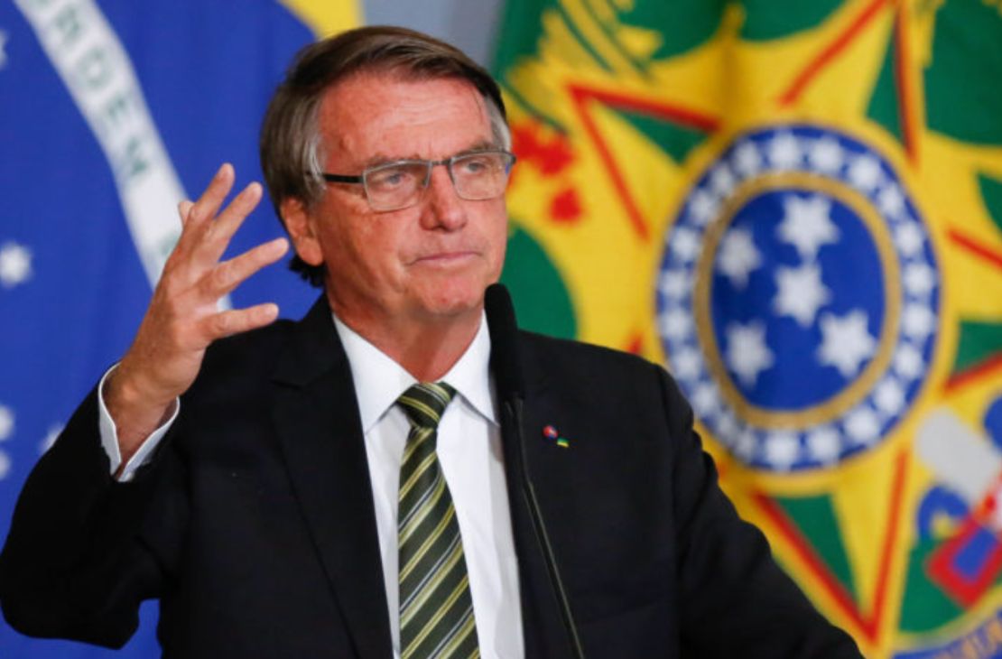 Bolsonaro diz que agricultores precisam ter liberdade para produzir