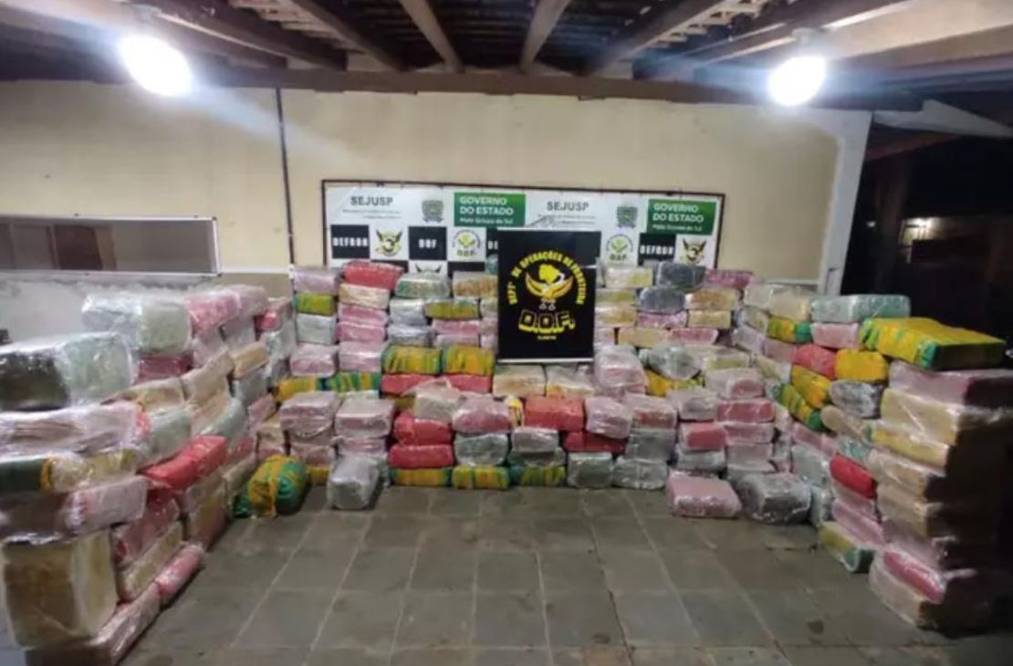 PM da reserva é preso com cerca de dez toneladas de maconha em bunkers