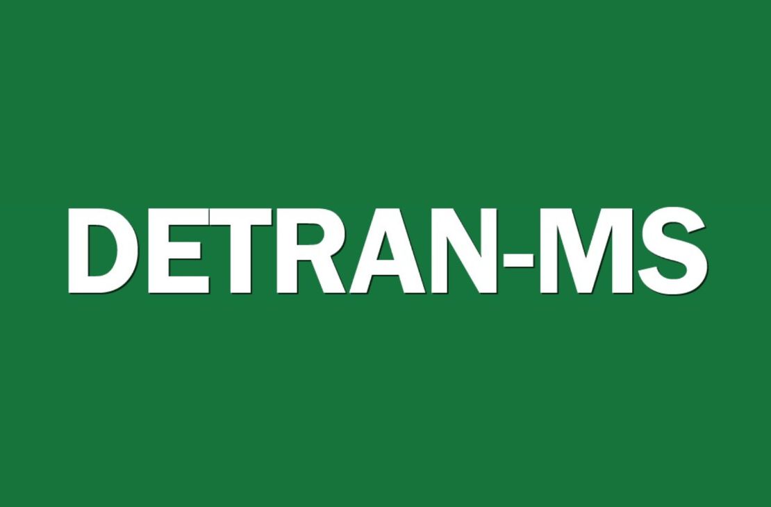 Detran afasta examinador acusado de assediar aluna durante prova para retirar CNH