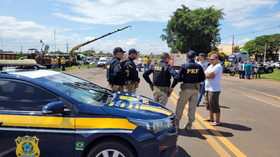 Bloqueios bolsonaristas: quais são as penas previstas para interdição de rodovias
