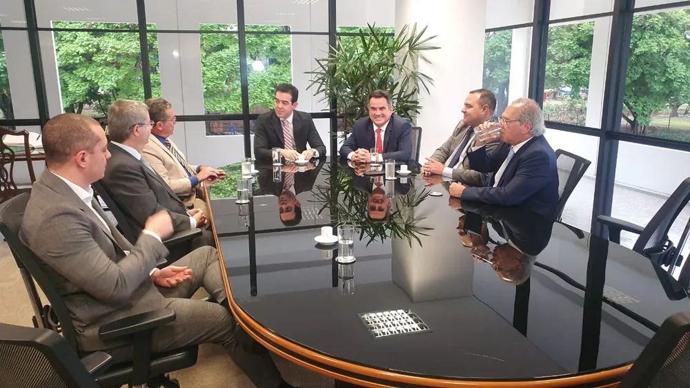 Ciro Nogueira e Paulo Guedes se reúnem com ministros do TCU para discutir transição de governo