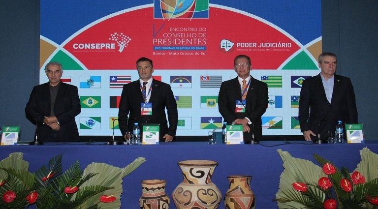 Reinaldo Azambuja apresenta “MS em números” para presidentes dos Tribunais de Justiça do Brasil