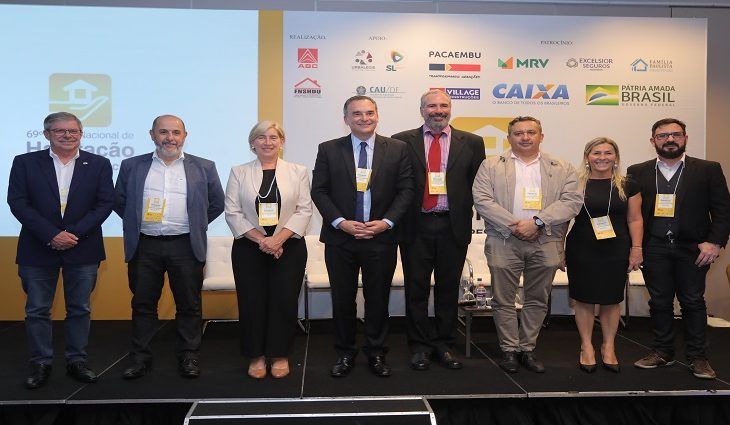 Agehab recebe prêmio nacional pelo projeto Lote Urbanizado e Programa Habitacional