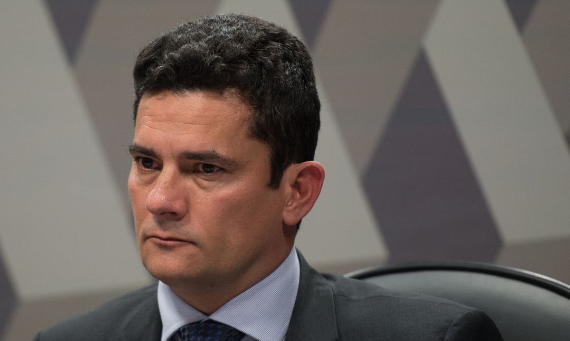 União é condenada a pagar filho de Lula por grampo de Moro durante a Lava Jato