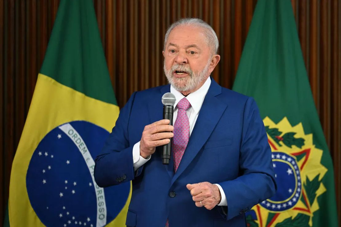 Após atos terroristas, Lula se reúne nesta segunda-feira com governadores