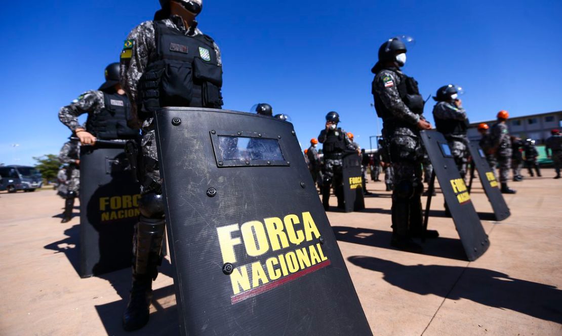 PMs de oito estados se integram à Força Nacional em Brasília