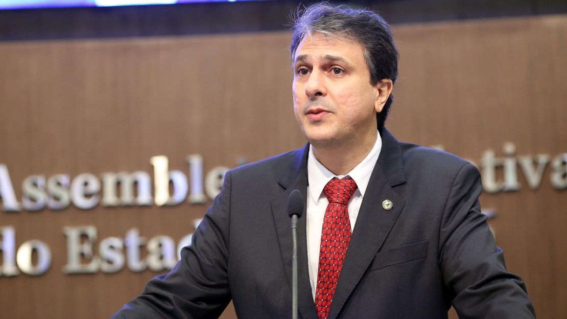 Ministro da Educação anuncia aumento de 14,9% no piso salarial dos professores