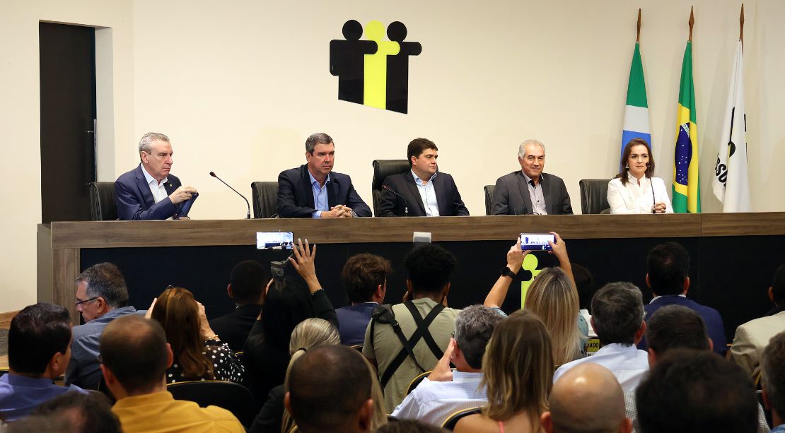 Eduardo Riedel reafirma seu compromisso de levar investimentos e obras nas 79 cidades