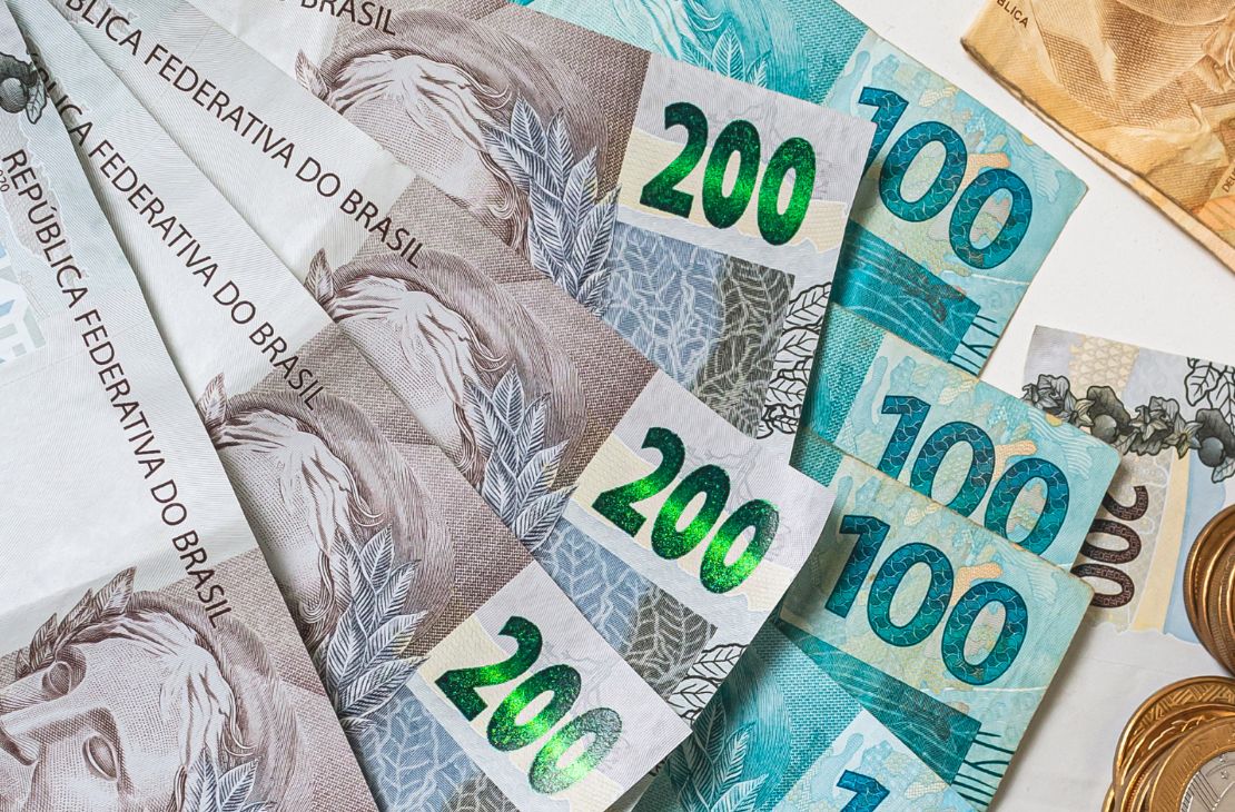 Mais 2,7 mi de pessoas poderão sacar abono salarial a partir de abril