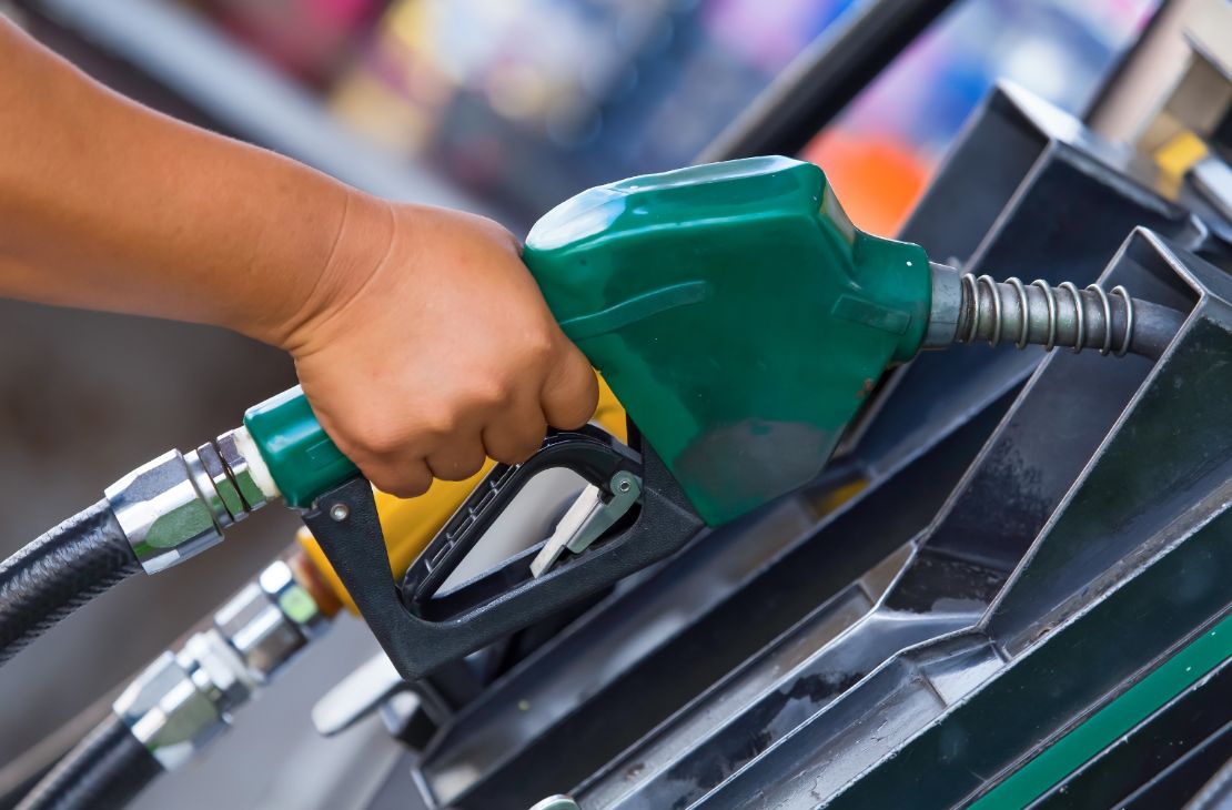 Gasolina subirá até R$ 0,34 e etanol, R$ 0,02 com reoneração parcial
