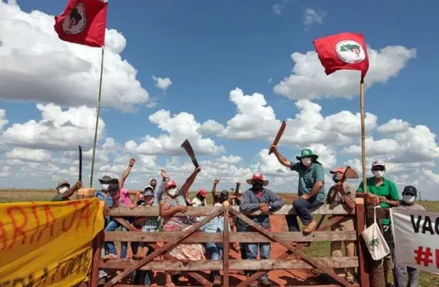 MST invade mais uma fazenda na Bahia
