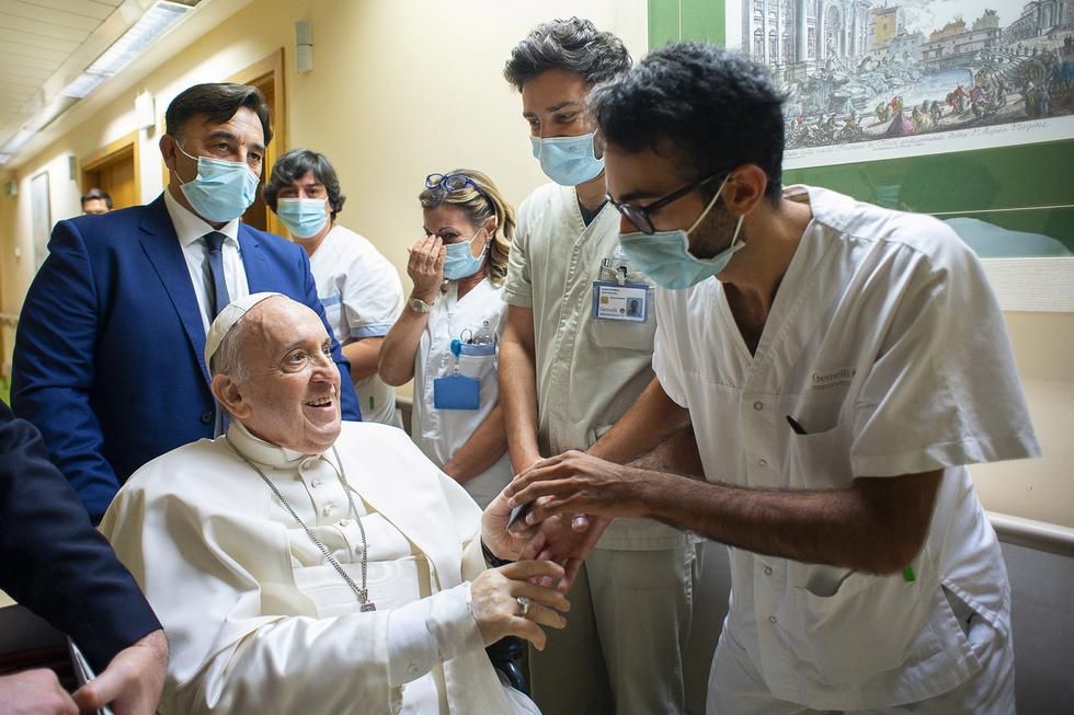 Papa deverá ter alta neste sábado