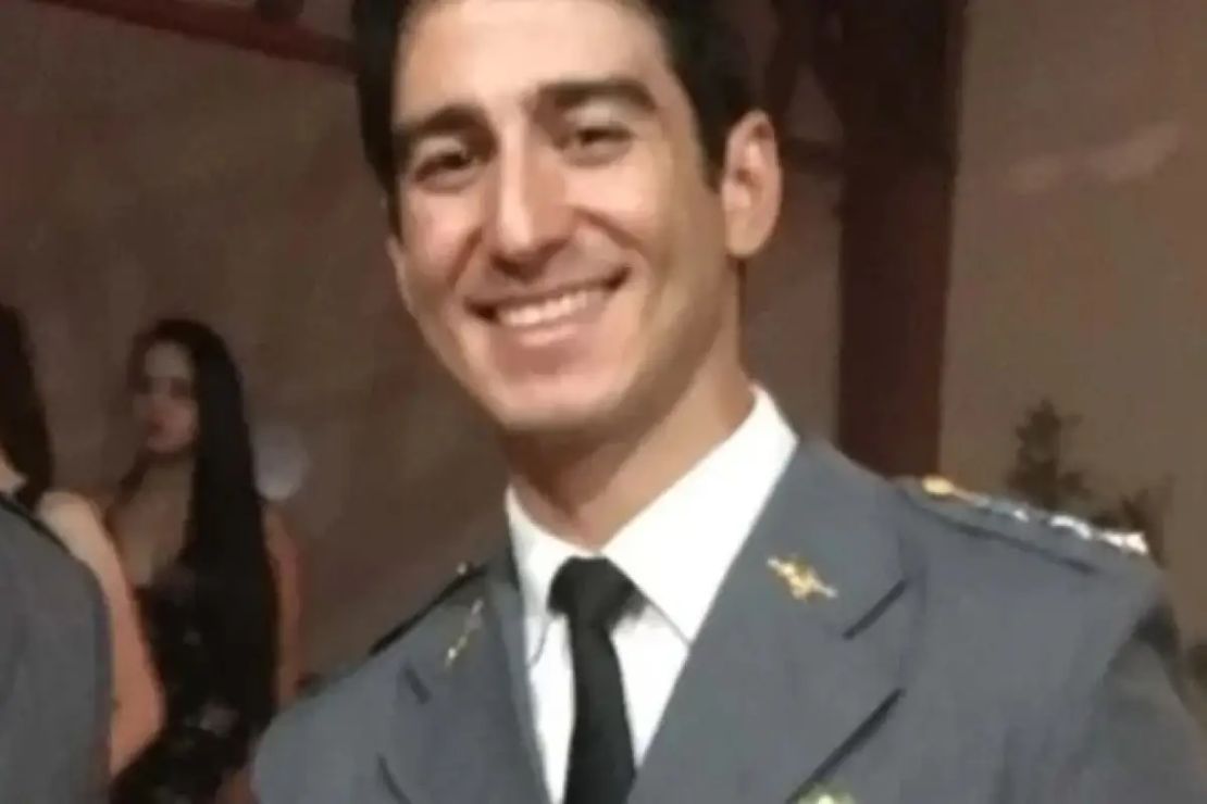 Militar do GSI que deu água a vândalos era de equipe de Bolsonaro