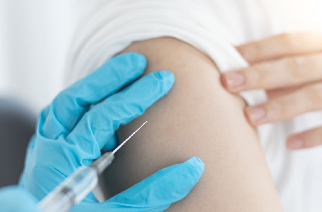 Covid-19: governo amplia vacina bivalente para todos acima de 18 anos