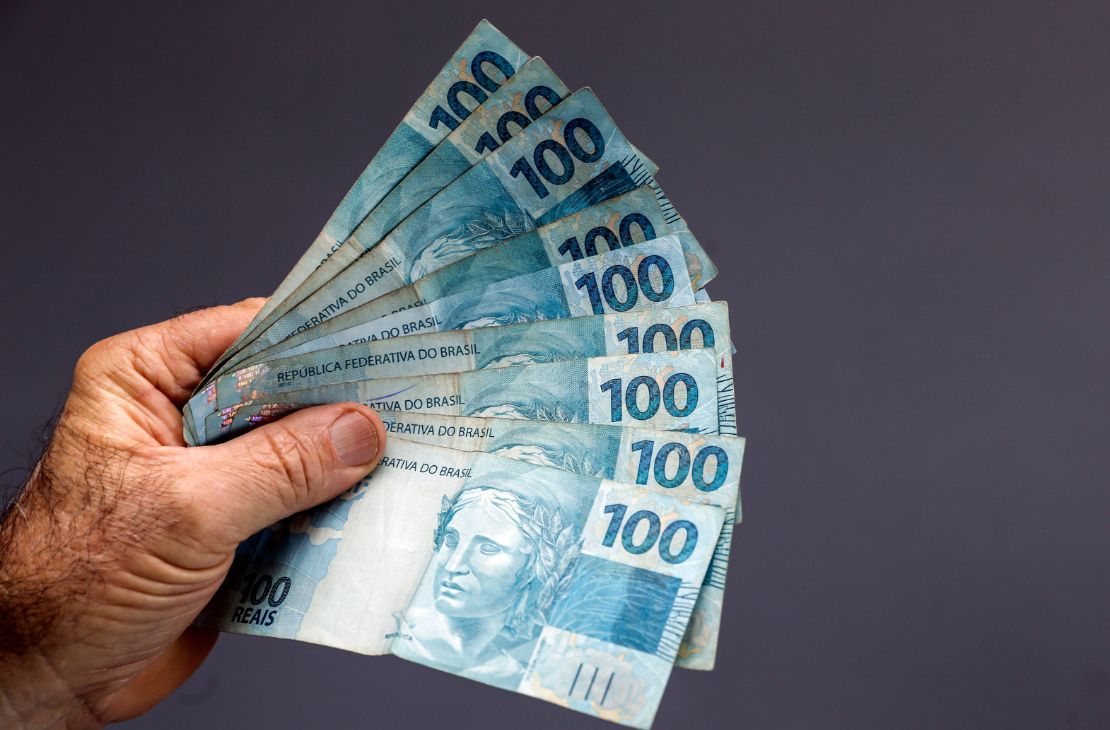 Beneficiários com NIS de final 7 recebem novo Bolsa Família