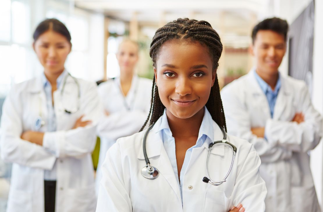 Mais Médicos lança edital com 5.970 vagas