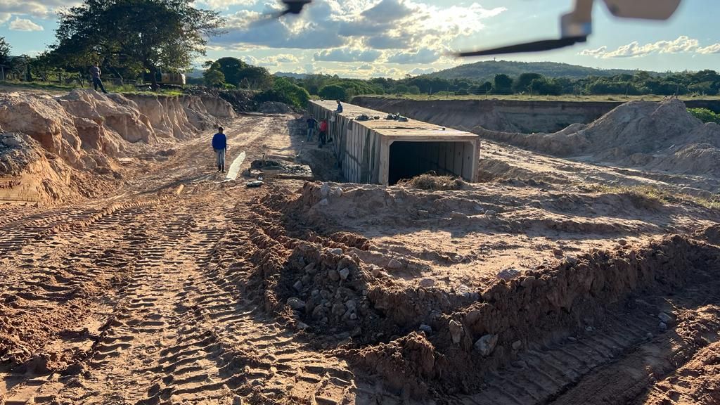 Fim do buracão: Obra histórica de R$ 20 milhões avança em Coxim e traz esperança aos moradores