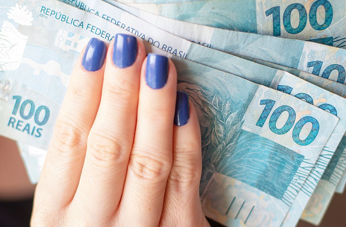 Receita abre na sexta consulta a segundo lote de restituição do IR