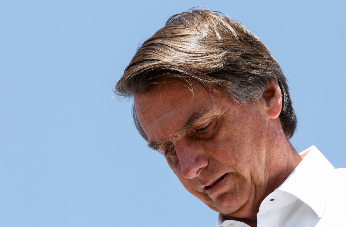 TSE retoma julgamento que pode levar à inelegibilidade de Bolsonaro