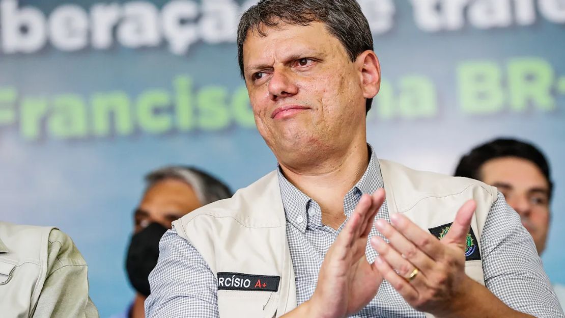 Tarcísio nega excesso da polícia e diz que operação após morte de PM da Rota deixou 8 mortos