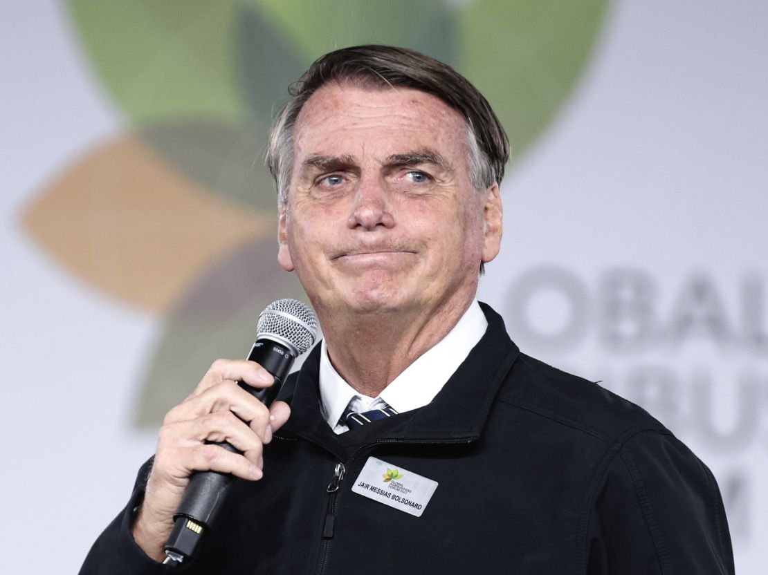 Bolsonaro será internado hoje em São Paulo para realizar novas cirurgias