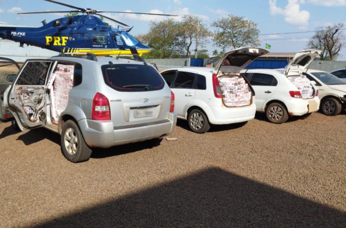 Ação que contou com apoio de helicóptero, apreende três veículos lotados de contrabando em MS