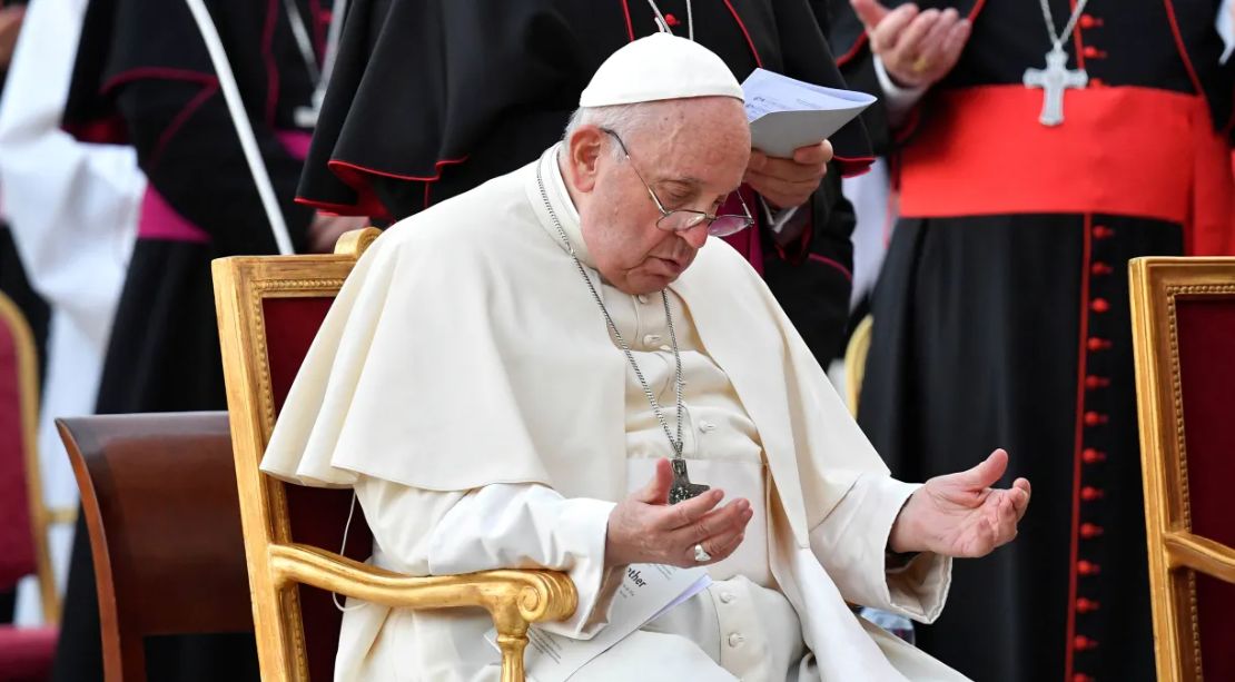 Conservadores questionam Papa sobre mulheres e LGBTQIA+ antes de encontro no Vaticano