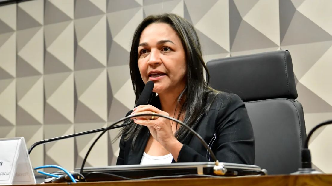 CPI dos Atos Golpistas: relatora pede indiciamento de Bolsonaro, Torres, Cid, Braga Netto e militares