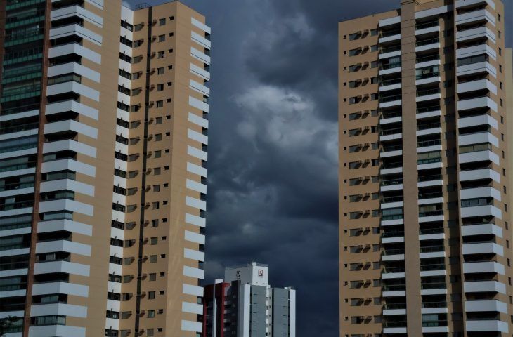 Sexta-feira chuvosa é resultado de frente fria e acumulados podem ultrapassar os 50 mm em MS