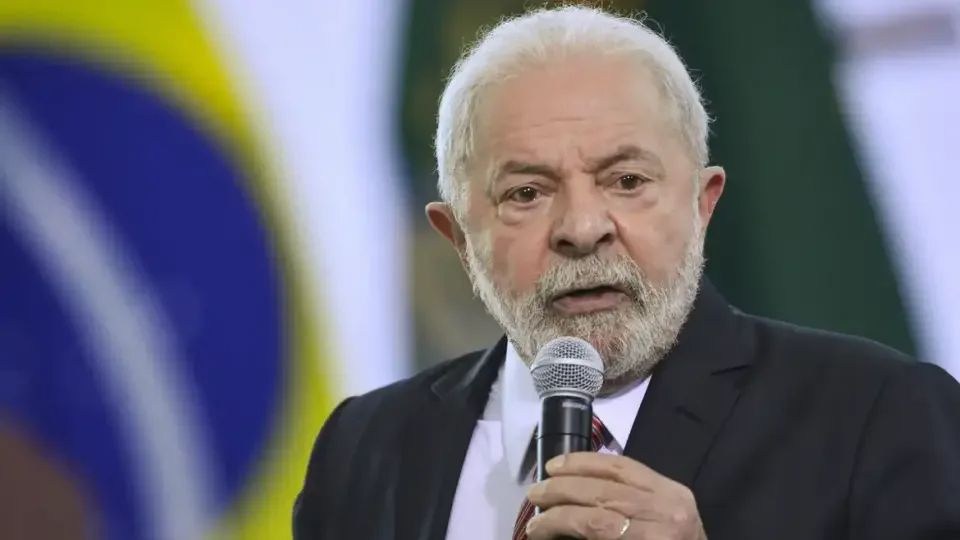 Em primeiro ano de governo, Lula se iguala a Bolsonaro em número de MPs editadas