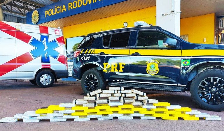 Polícia Rodoviária Federal apreende grande quantidade de cocaína em ambulância