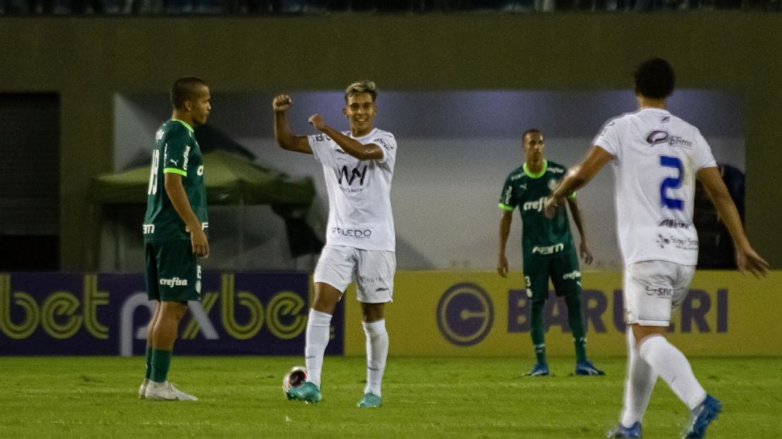 Atual bicampeão da Copinha, Palmeiras é eliminado por time fundado há 9 meses