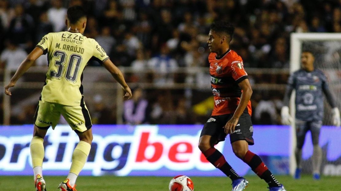 Corinthians sofre gol no fim e perde para o Ituano pelo Paulistão