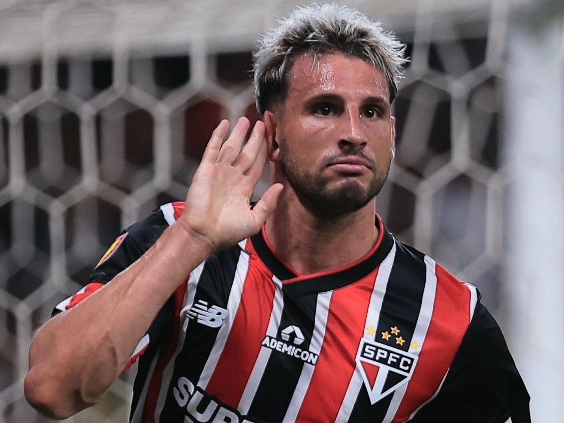 Tabu quebrado: São Paulo vence Corinthians em Itaquera pela primeira vez