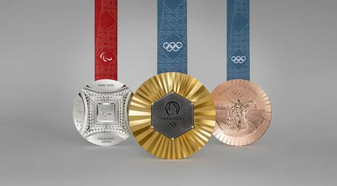 Como pedaços da Torre Eiffel foram parar nas medalhas de Paris 2024