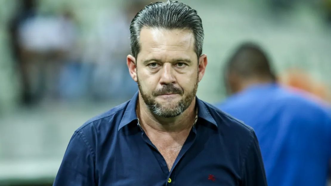 No Caxias, Argel Fucks se posiciona sobre poupar jogadores: 
