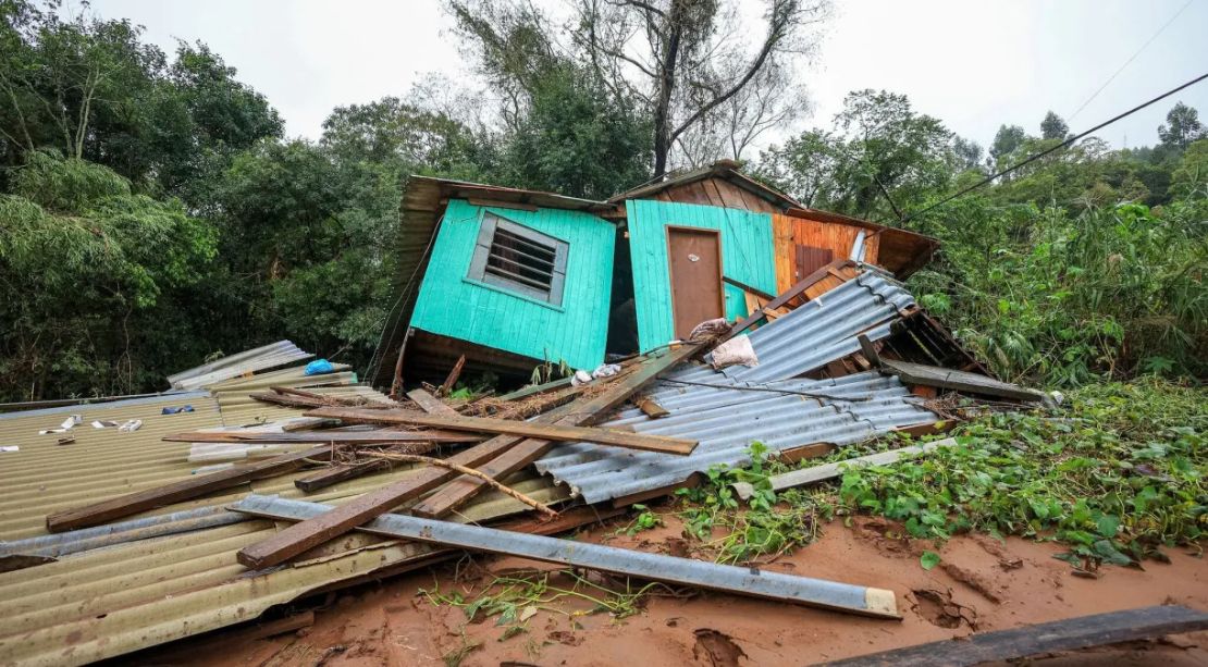 Tempestades, frio, tornado, tremor de terra: por que o RS acumula tantos eventos climáticos