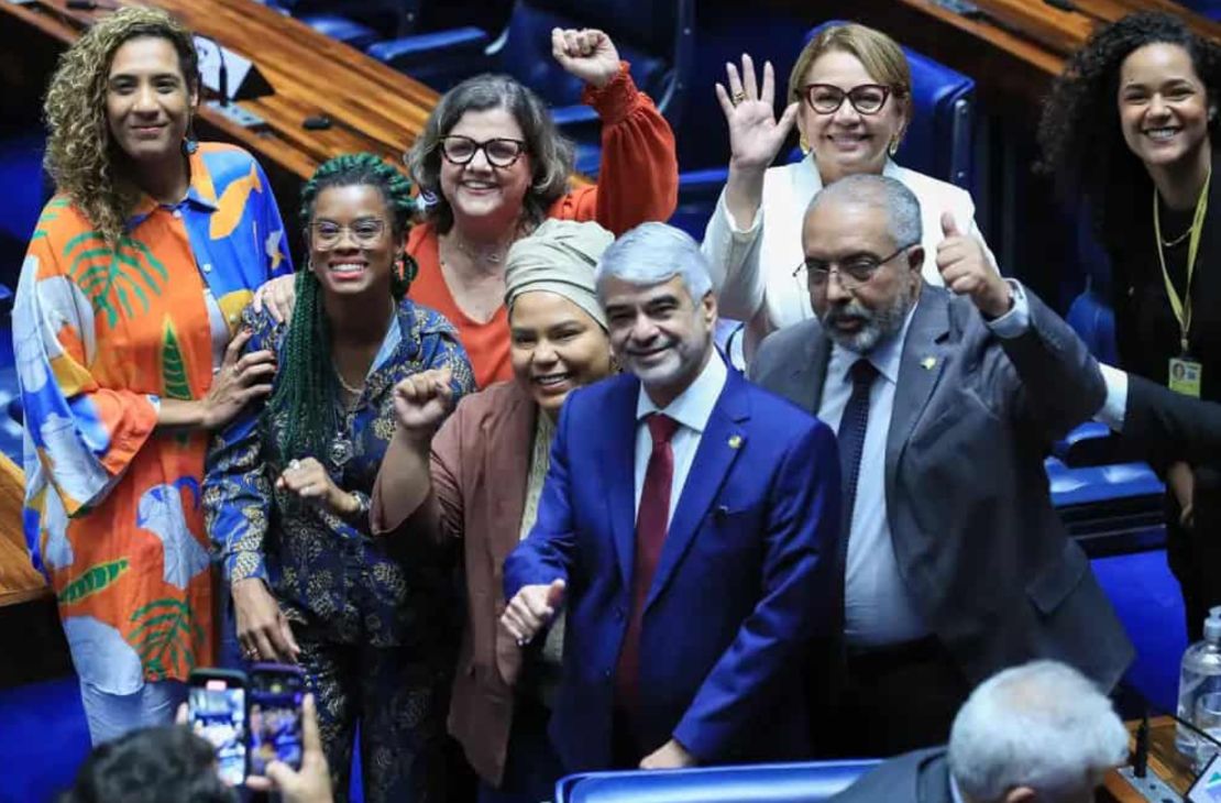 Senado aprova projeto que renova cotas raciais em concursos públicos
