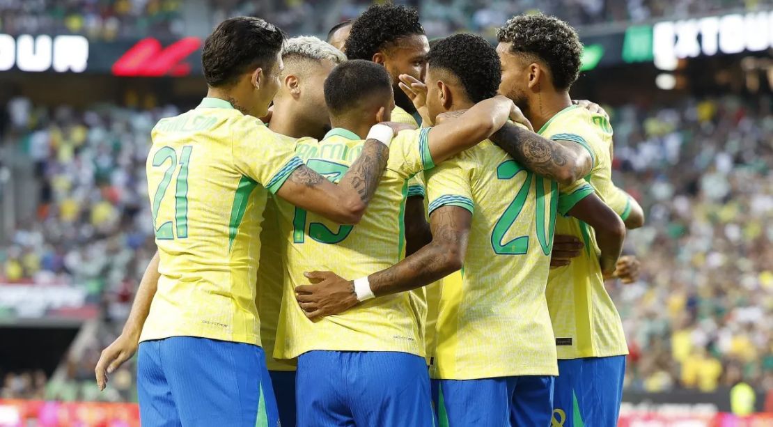 Brasil enfrenta Paraguai em busca de recuperação na Copa América